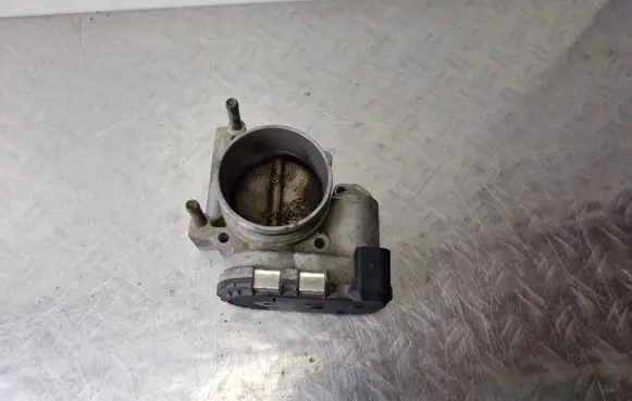 Volkswagen Golf IV Throttle valve 022133062AC