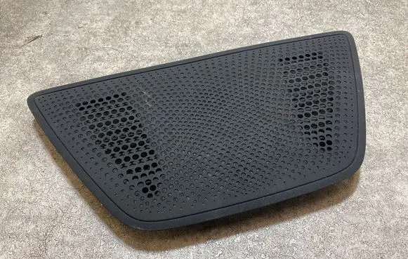 BMW X5 G05 Dash center speaker trim cover 9399314 3398201 9072600
