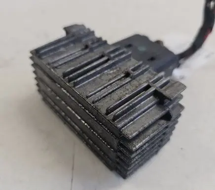 Glow plug pre-heat relay