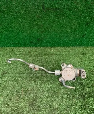 Mazda 3 III Fuel injection high pressure pump SM296100 PE22203F0 01U0721853