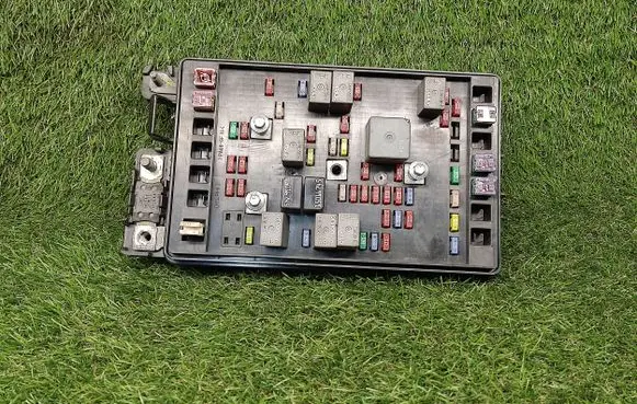 Chevrolet TrailBlazer Power management control unit 15328300 153283007