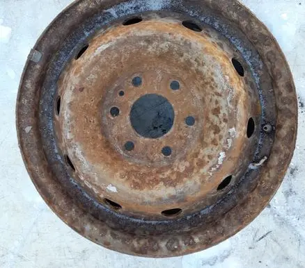 Iveco Daily 4th gen R12 spare wheel 504103598