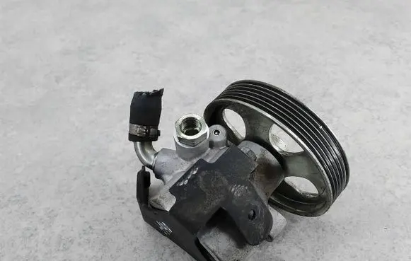 Citroen Berlingo Power steering pump