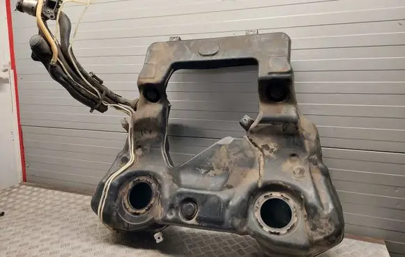 Volkswagen PASSAT CC Fuel tank 3C02014M 3C8201021B