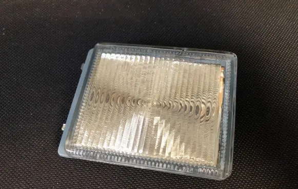 Volkswagen PASSAT B4 Front reflector 3A0941780 8XU006945041