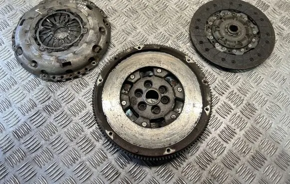 Audi TT TTS Mk2 Clutch set kit 03L141025T 022141031S