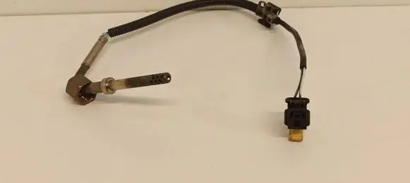 Mercedes-Benz E AMG W212 Exhaust gas temperature sensor A008