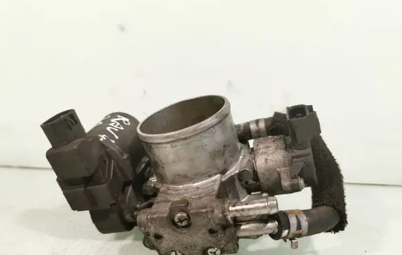 Toyota RAV 4 (XA30) Throttle body valve 192300210