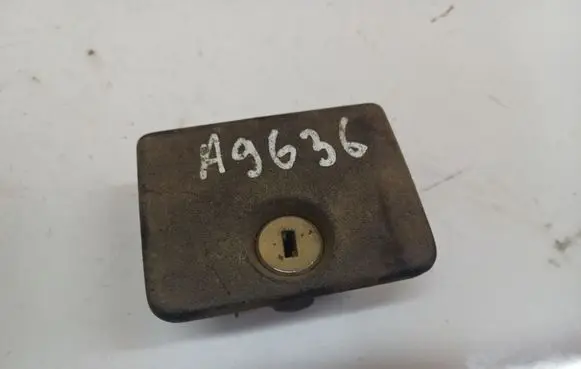 Opel Vectra C Tailgate exterior lock 230635620