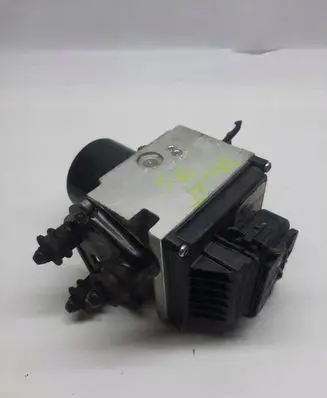 Volkswagen PASSAT B6 ABS Pump 3C0614095P