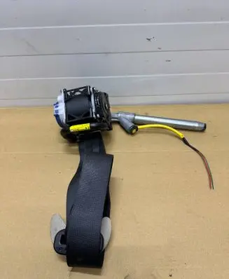 Mitsubishi Outlander Front seatbelt 