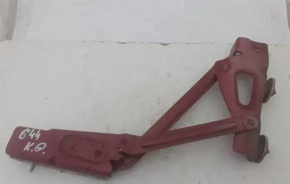 Peugeot 407 Tailgate/trunk/boot hinge GES71
