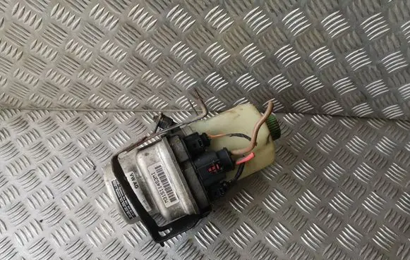 Skoda Roomster (5J) Power steering pump 6R0423156B 6Q1423051CJ 6Q2423051AS