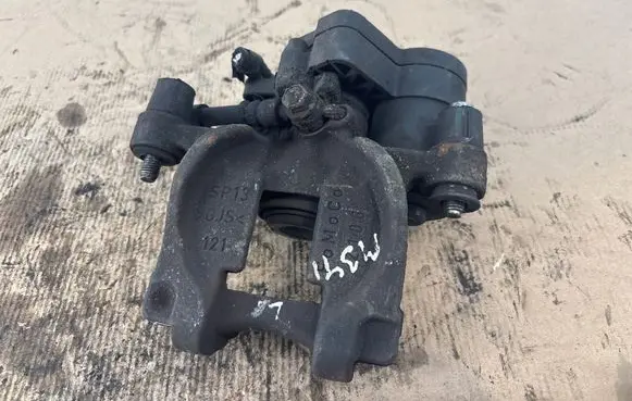 Ford Mondeo MK V Rear brake caliper JG9C2D251A A426M JG9C2D251AL
