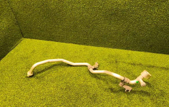 Air conditioning (A/C) pipe/hose