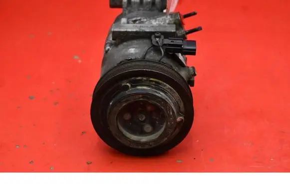 KIA Sportage Air conditioning (A/C) compressor (pump) F500BXDAA04