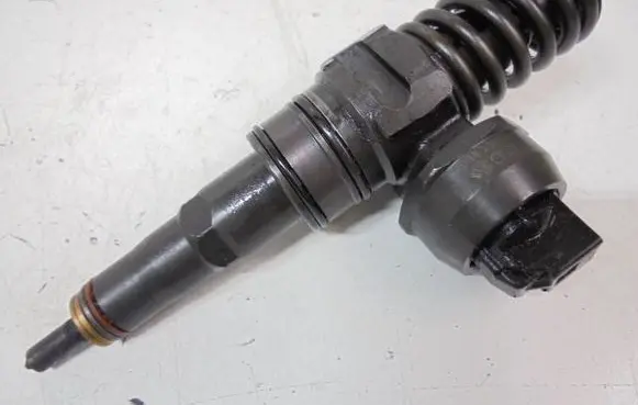Ford Galaxy Fuel injector 038130073AG