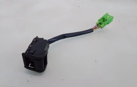 Suzuki Swift Cultus Windscreen/window heater switch