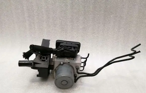 Mercedes-Benz S C217 ABS Pump A2224316012