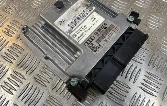 Audi A6 S6 C6 4F Engine control unit/module 03G906016HS 0281012557 1039S11553