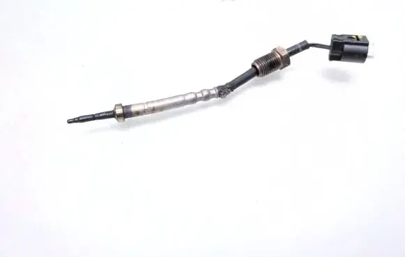 BMW 5 E60 E61 Exhaust gas temperature sensor 7809157