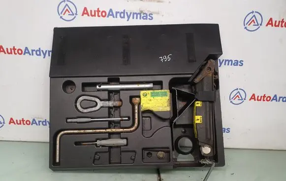 BMW Z3 E36 Tool box 1093840 71111093840