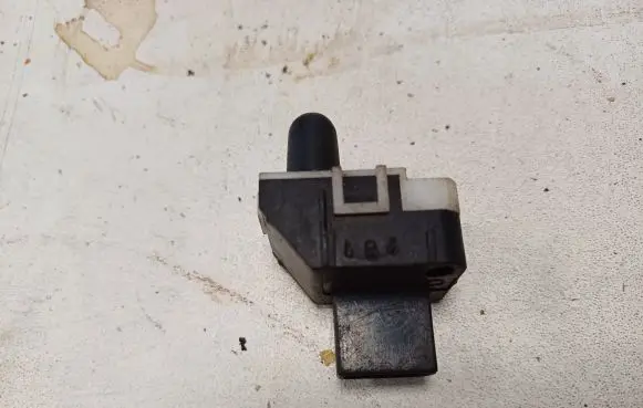Audi A4 S4 B6 8E 8H Sun solar sensor 8E0907539