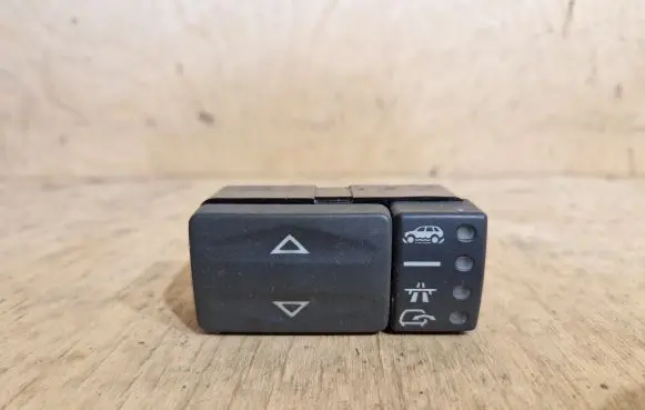 Land Rover Range Rover P38A Suspension ride height/mode switch AMR5832
