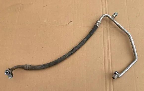 Suzuki Grand Vitara II Air conditioning (A/C) pipe/hose 2012R