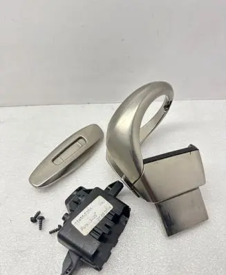 BMW 6 E63 E64 Cup holder front 51167131147 51167131101