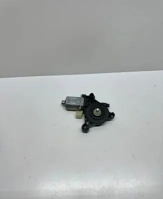 Audi A5 Front door window regulator motor 8W0959802