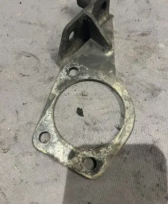 Hyundai Tucson JM Front differential bracket 
