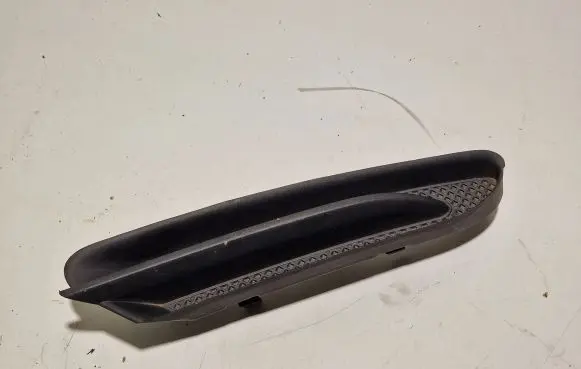 Opel Mokka Front bumper lower grill