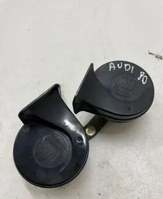 Audi 80 90 S2 B4 Horn signal E335717 CH2035 73345