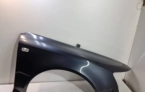 Audi A6 S6 C6 4F Fender