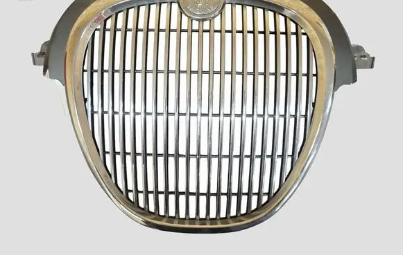 Jaguar S-Type Front bumper upper radiator grill 4R838A100 4R838A100AB 4R838A100CBW