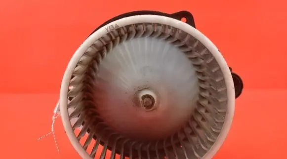 Hyundai Accent Heater fan/blower F00S330024