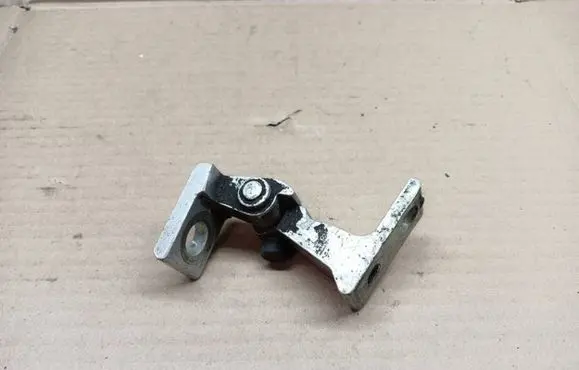 Volkswagen Golf VII Front door upper hinge 