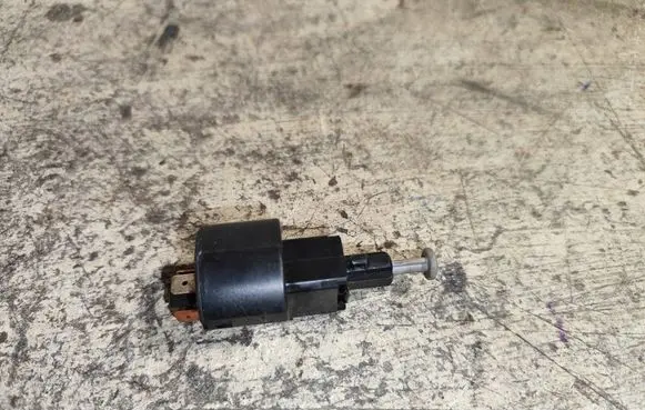 Opel Zafira A Brake pedal sensor switch 09132299 09175172 09175185