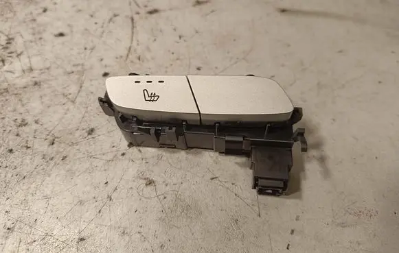 Mercedes-Benz E W213 Seat heating switch A2139050204