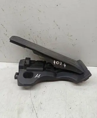 Skoda Octavia Mk2 (1Z) Accelerator throttle pedal 1K1721503F 6PV00860000