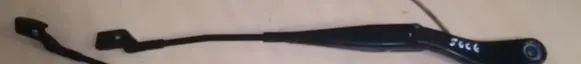 Volvo V50 Front wiper blade arm
