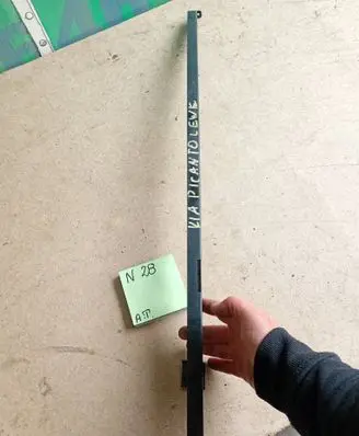 KIA Picanto Front wiper blade arm 598564445