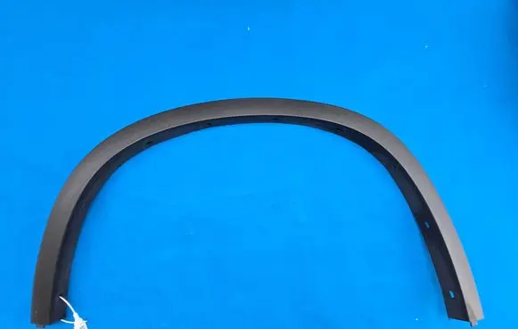 BMW X1 E84 Front arch trim 2990165