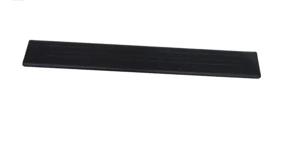 Mercedes-Benz GL X164 Front sill trim cover A1646800435