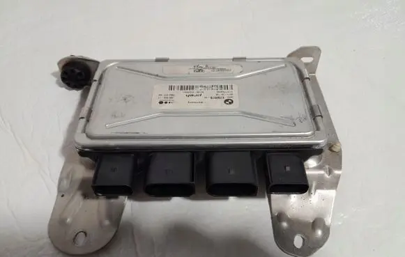 BMW X5 E70 Steering rack control module 6790978