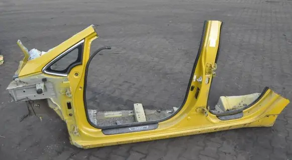 KIA Ceed Side car body part 