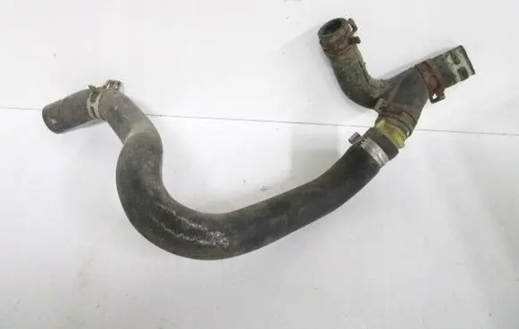 Dacia Logan I Engine coolant pipe/hose 8200913752