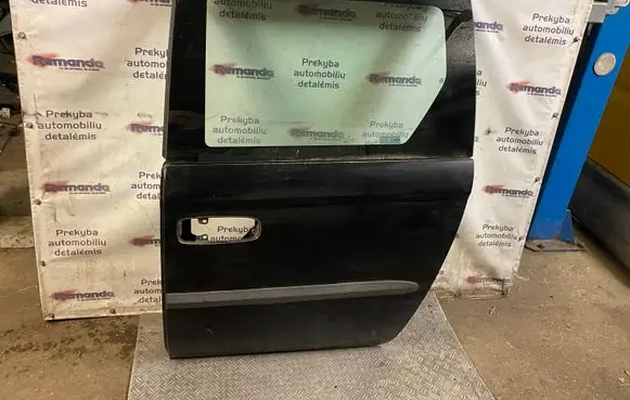 Chrysler Voyager Side sliding door 