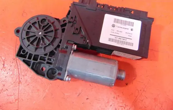 Renault Captur Rear door window regulator motor 3D1959792E